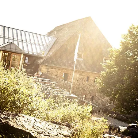 Waldhauser Hostal *